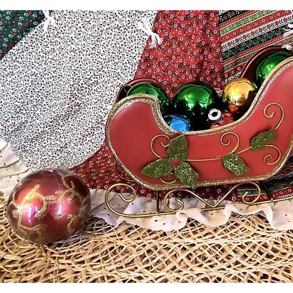 Red and Green Sphere Candles w/ Gold Scroll Glitter, Vintage Candle Decorations - Picture 8 of 10